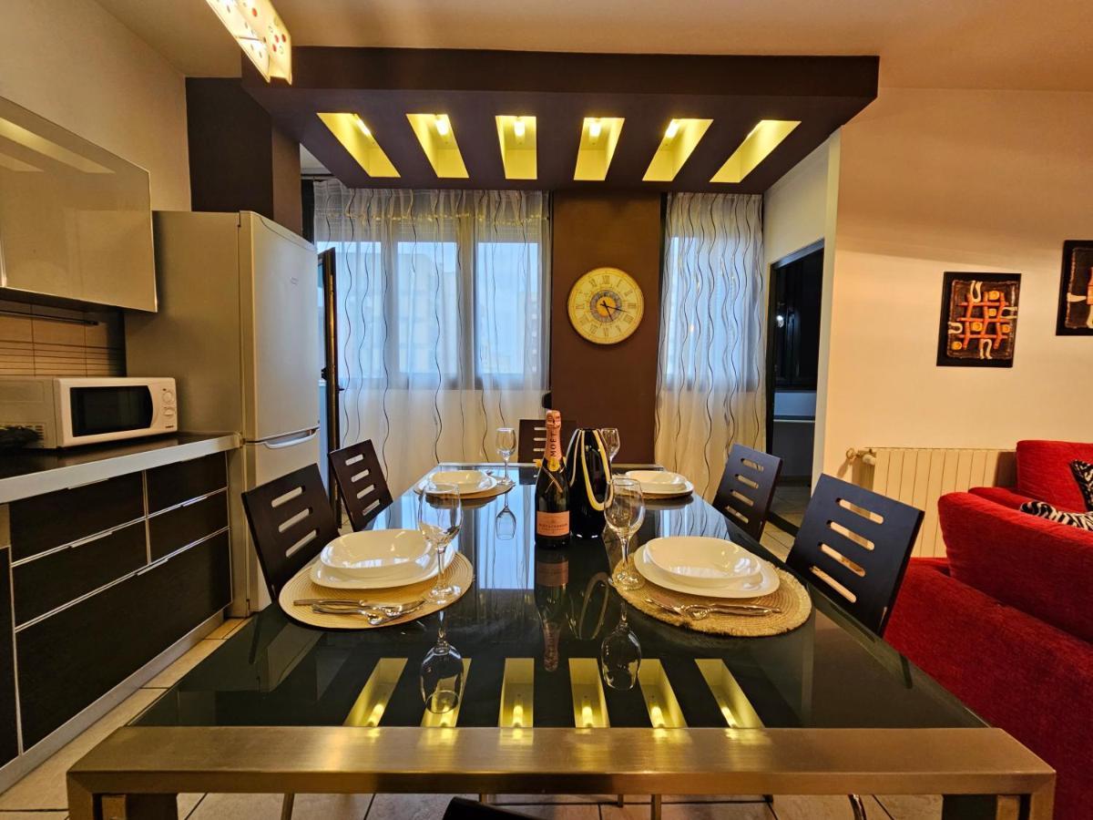 Center Apartment Easy_Luxury 티라나 외부 사진