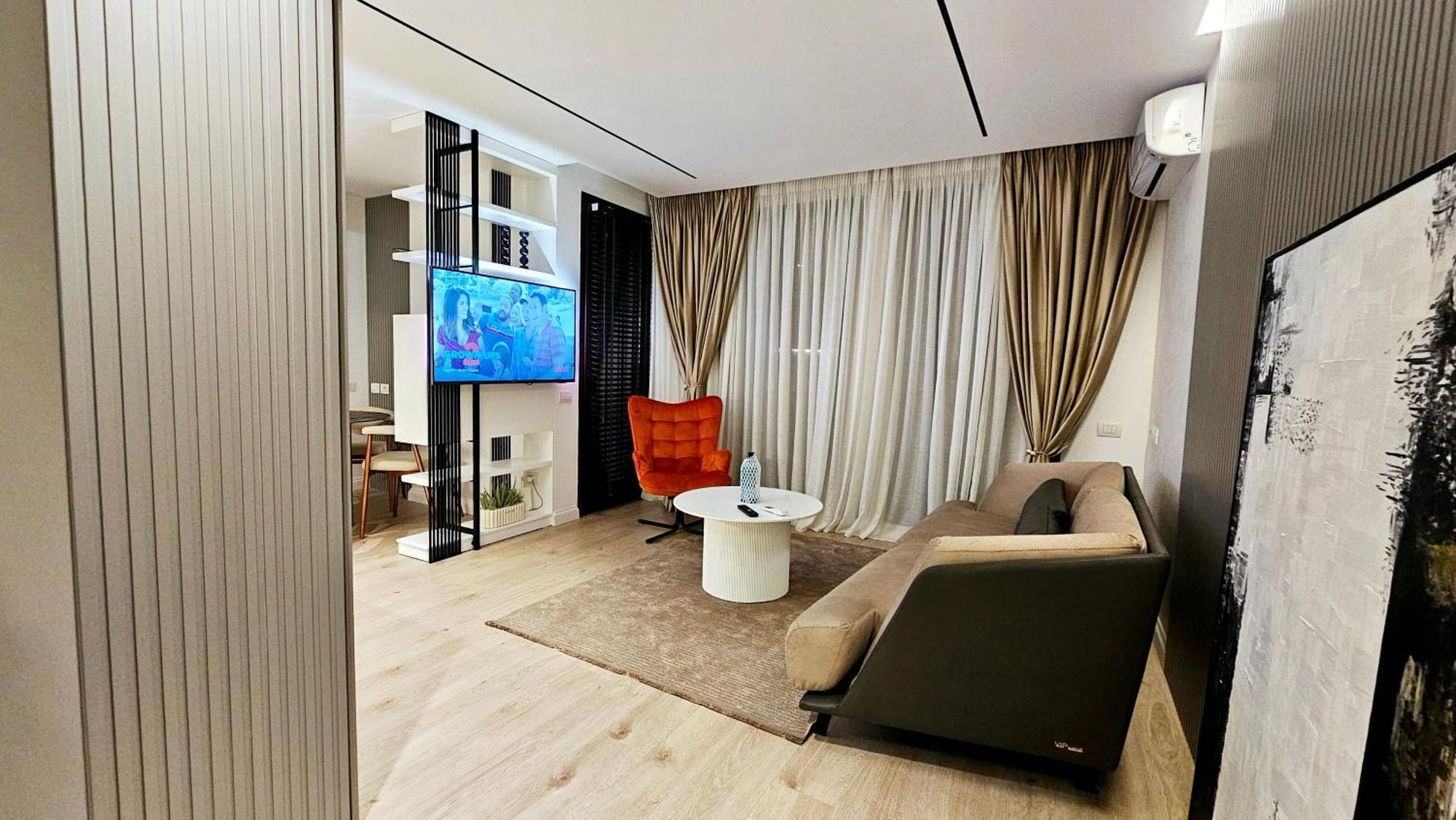 Center Apartment Easy_Luxury 티라나 객실 사진