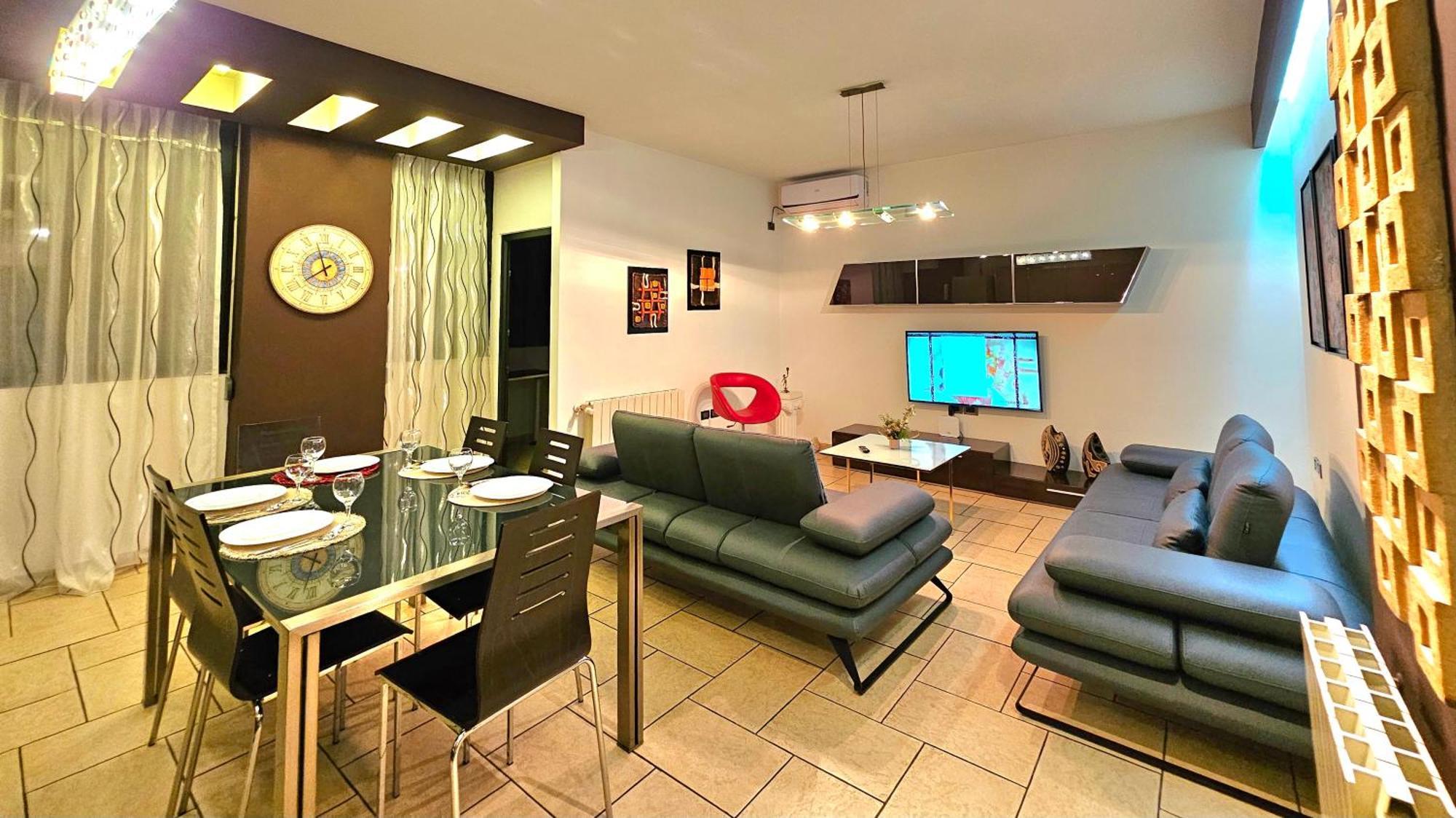Center Apartment Easy_Luxury 티라나 외부 사진