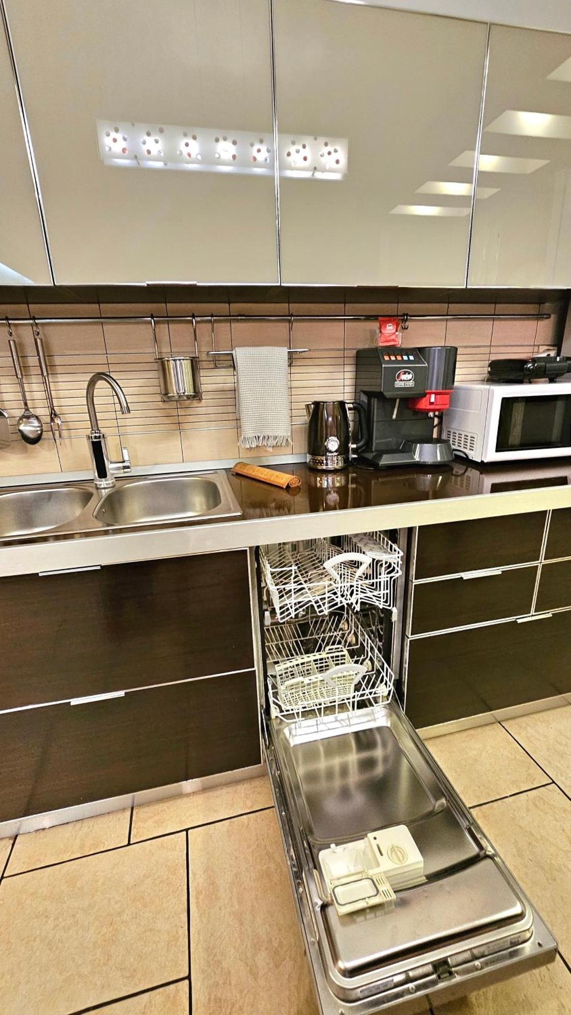 Center Apartment Easy_Luxury 티라나 외부 사진