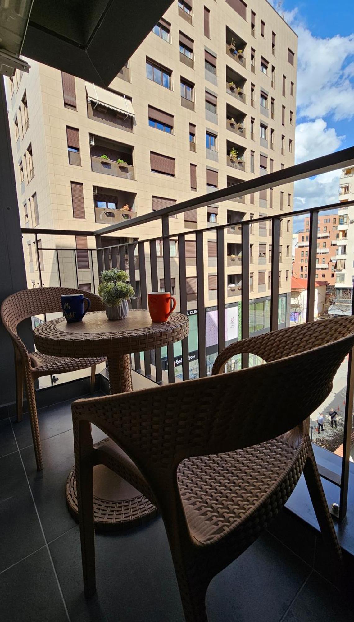 Center Apartment Easy_Luxury 티라나 외부 사진