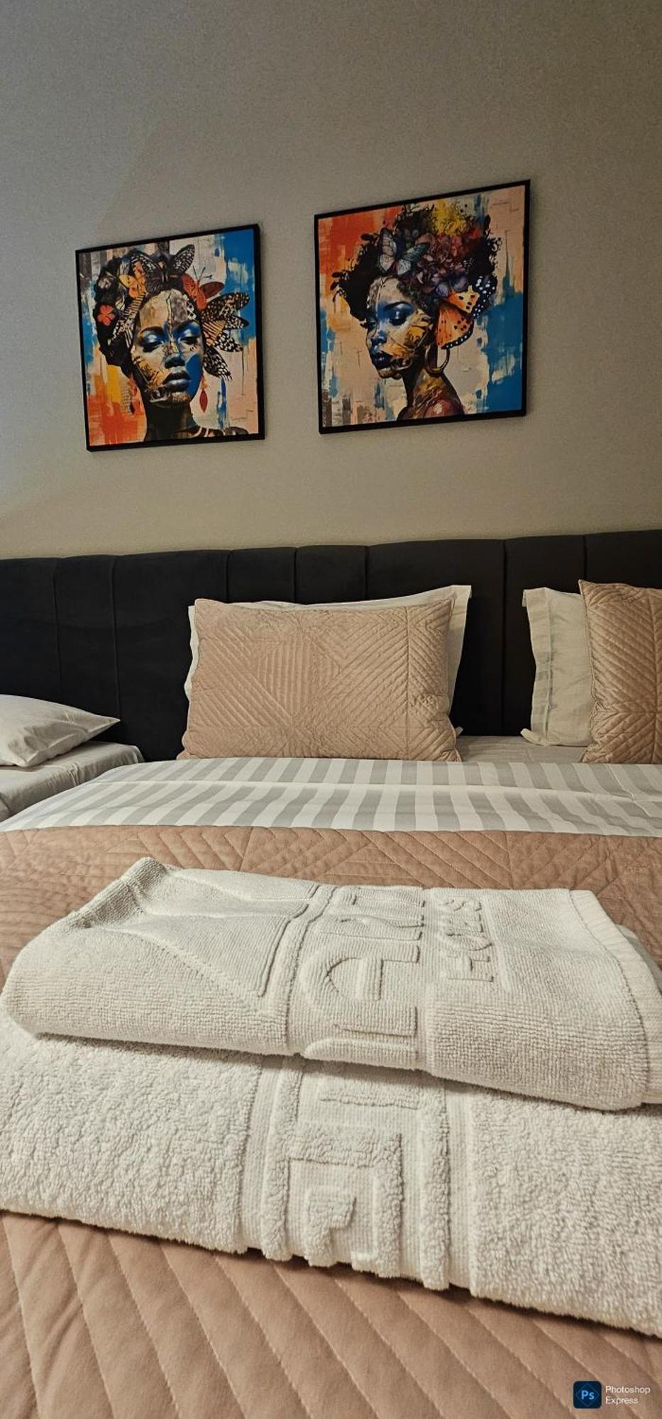 Center Apartment Easy_Luxury 티라나 외부 사진